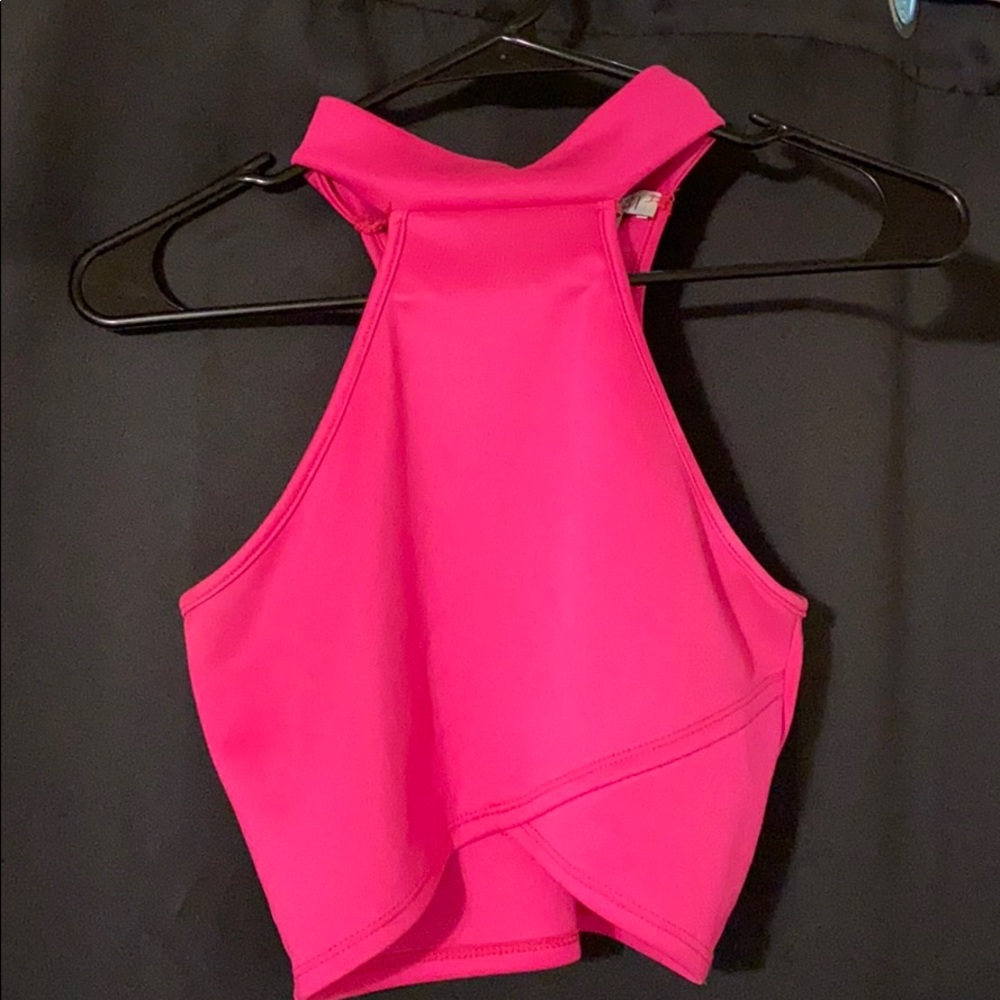 Tobi Crop Top